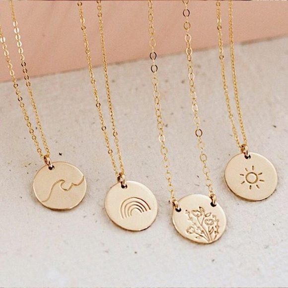 “Somewhere Over the Rainbow” Minimal CharmNecklace - Picture 8 of 10